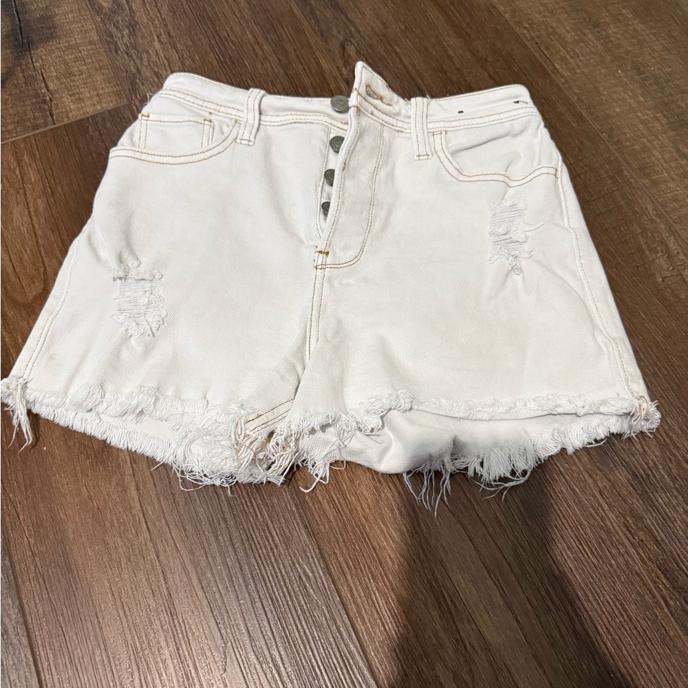 Women’s Hollister Cream Frayed Jean Shorts Size 0/24